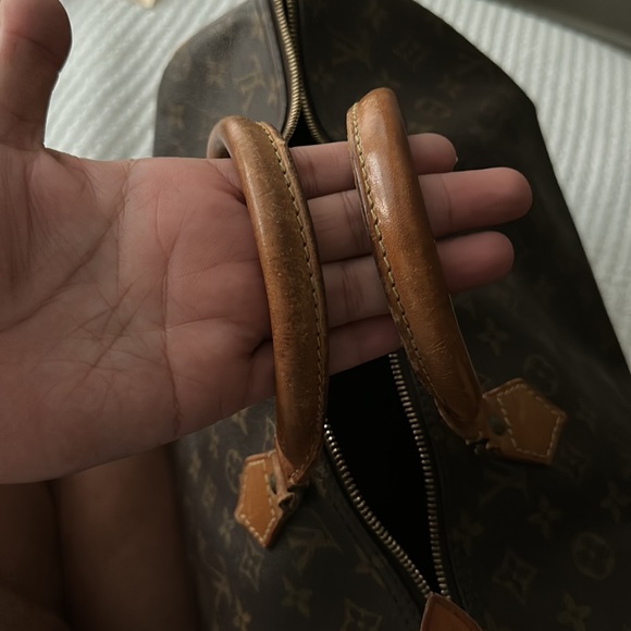 Louis Vuitton speedy 40 COA included - Picture 9 of 16